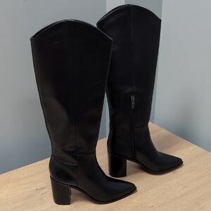 Sarto Size 6 Leather Black Boots. Size 6M.